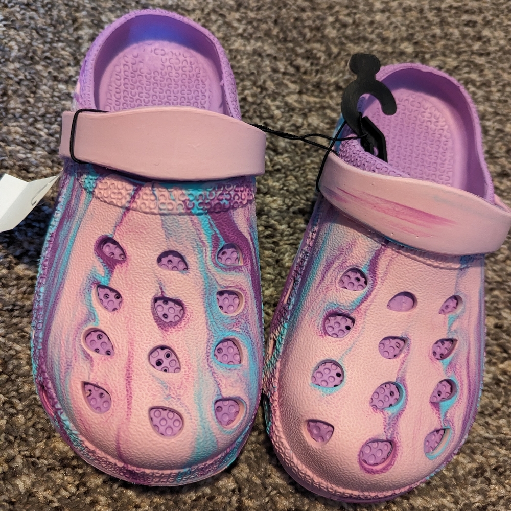 Girls shoes